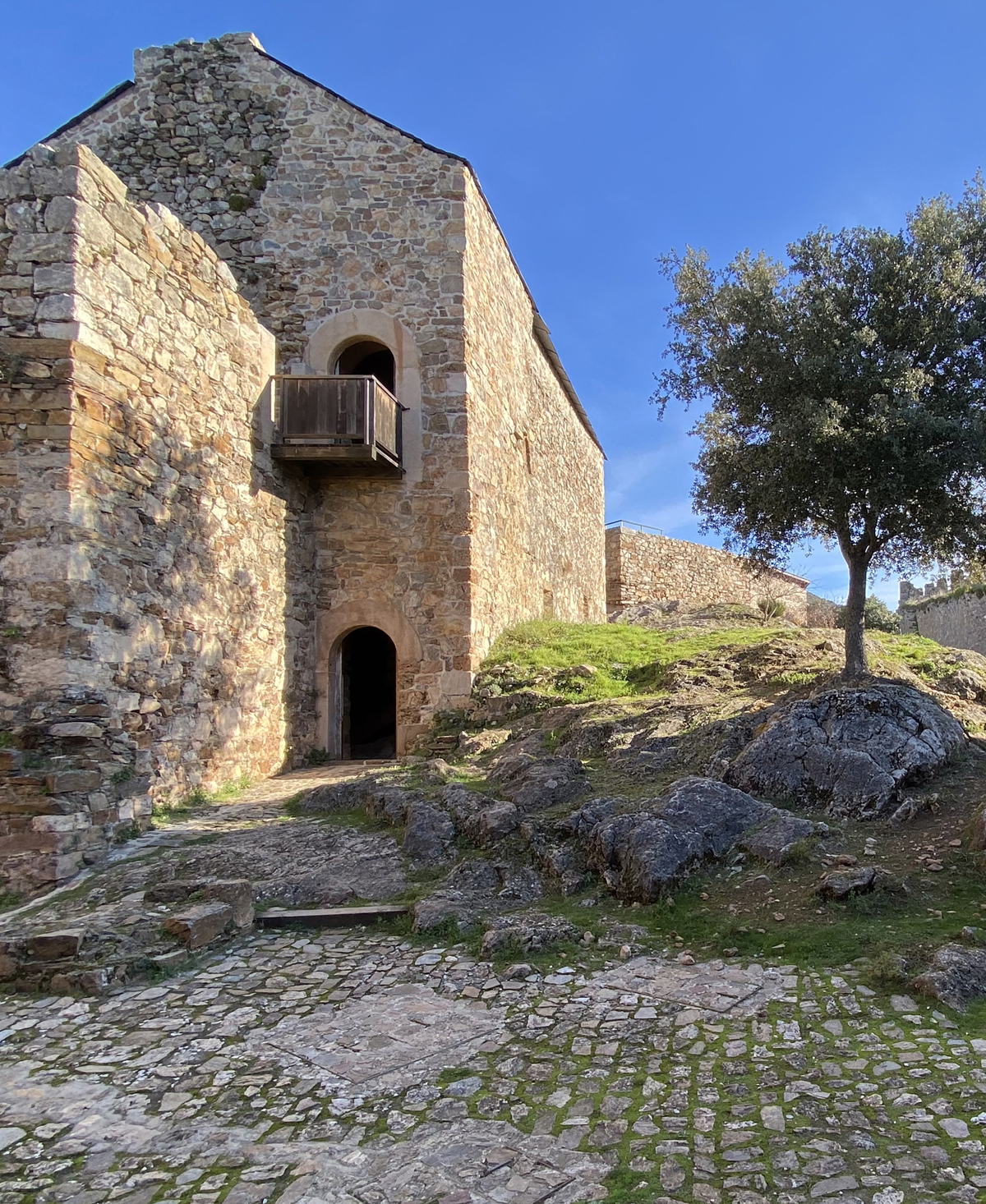 castillo de cornatel